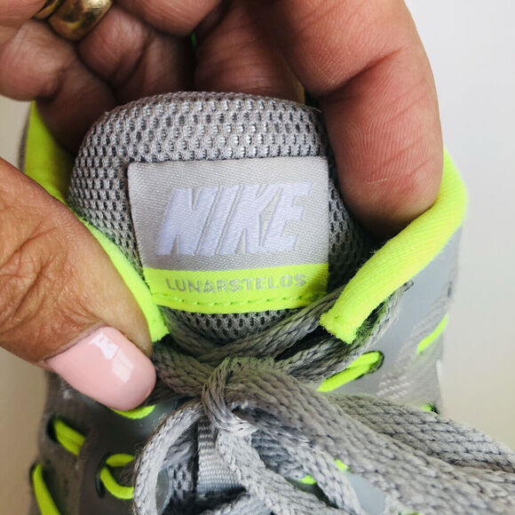 Womens Nike Lunarstelos Running Shoes 844736-007 Light Gray Neon Green Sz 7.5 - Picture 9 of 9